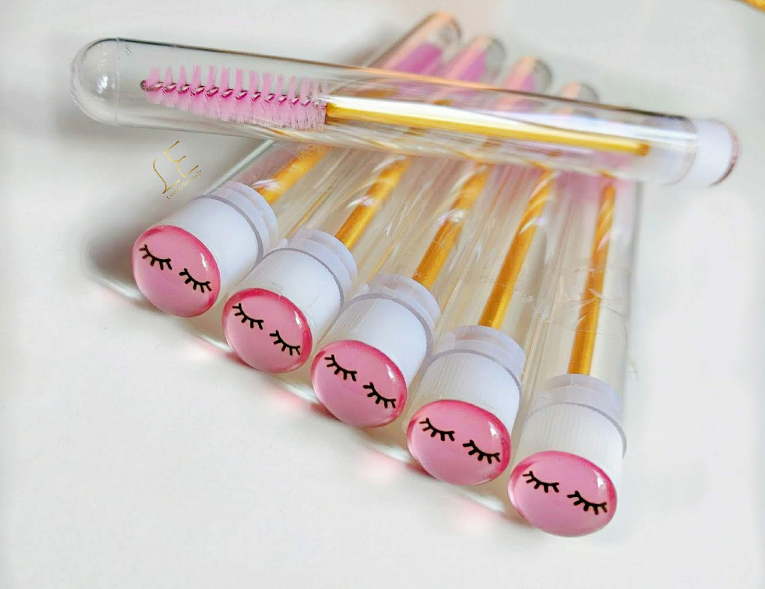 Eyelash Wand with Tube